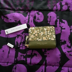 Marc Jacobs wallet - avocado multi